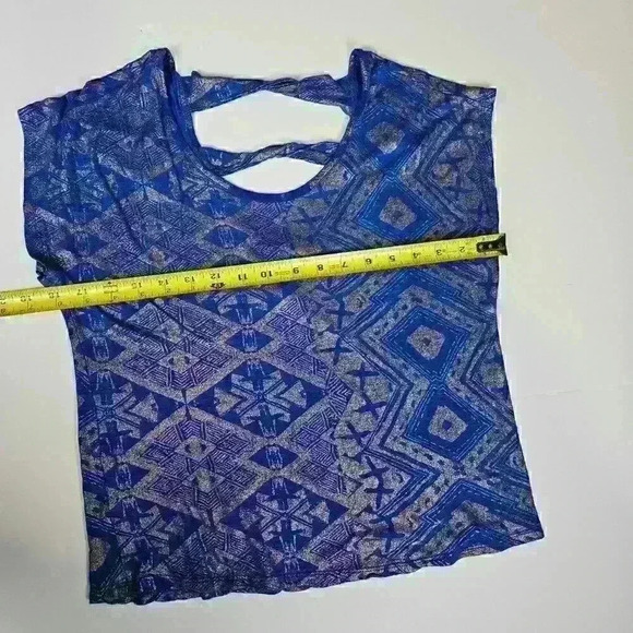 Daytrip Blue Print Top Medium Aztec Print - Picture 4 of 7